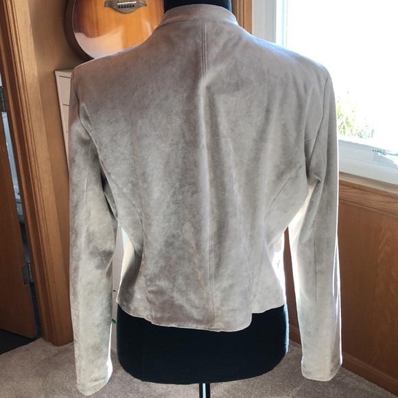 Reset faux suede open front jacket light tan with stretch shorter in back L - Picture 10 of 10